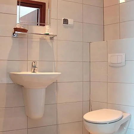 A' Propos Hotel, Restauracja, Club