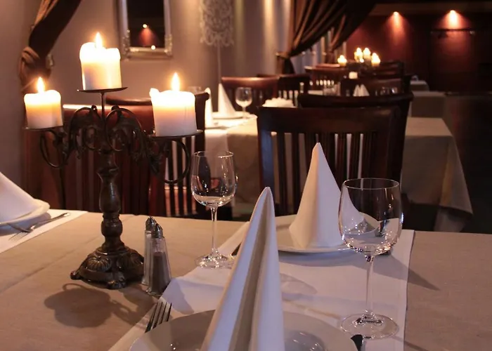 Hotel A' Propos Hotel, Restauracja, Club