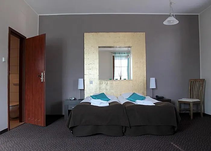 A' Propos Hotel, Restauracja, Club Hotel 3*